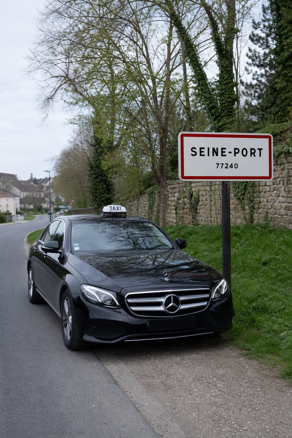 Taxi Seine-Port berline premium MonTaxiVIP panneau 77240